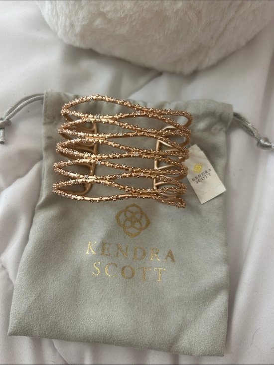 Kendra Scott Jewelry - Kendra Scott Nicolais Rose Gold Crystal Cuff Bracelet | NWT